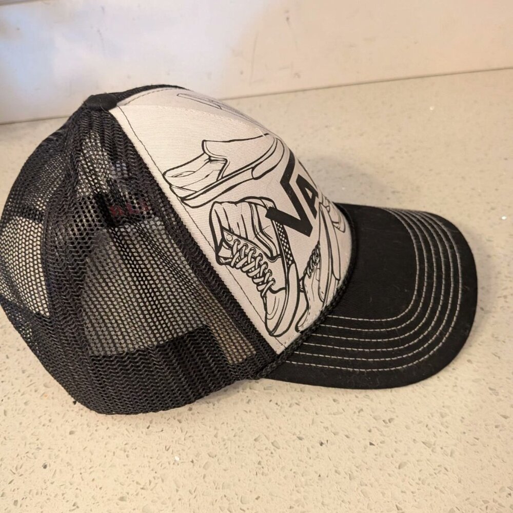 Vintage Vans Hat Skateboards Black White Snapback Otto Cap Trucker Skate Surf - Picture 3 of 6